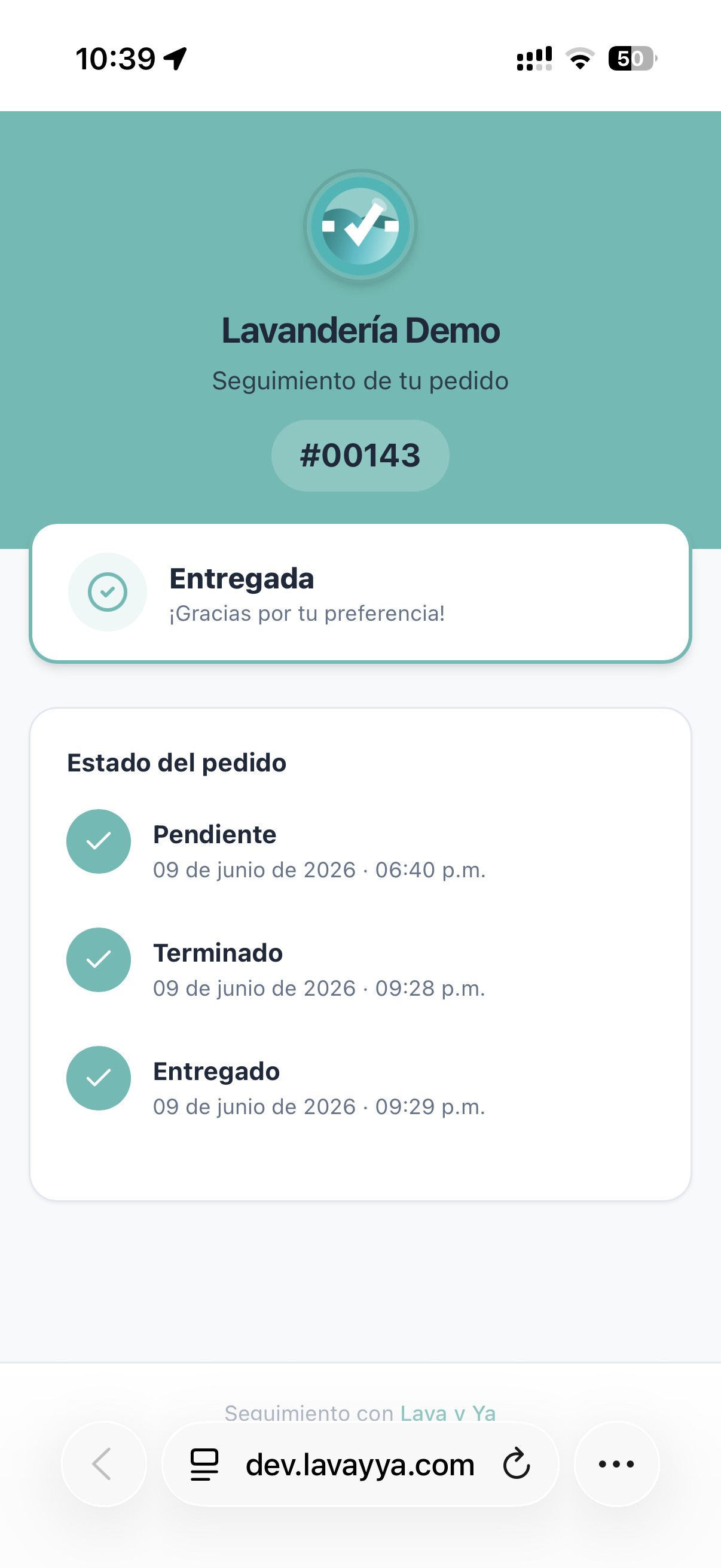 Página de seguimiento del pedido en un teléfono, mostrando la línea de estado del pedido